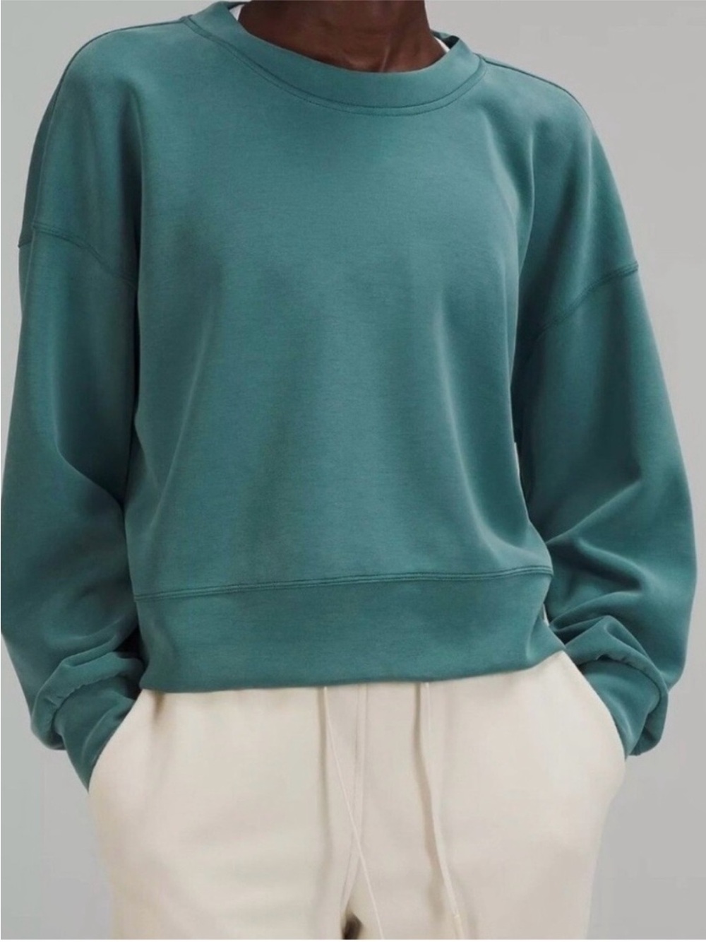 Lululemon Softstreme Perfectly Oversized Cropped Crew in Green Teal Small 2